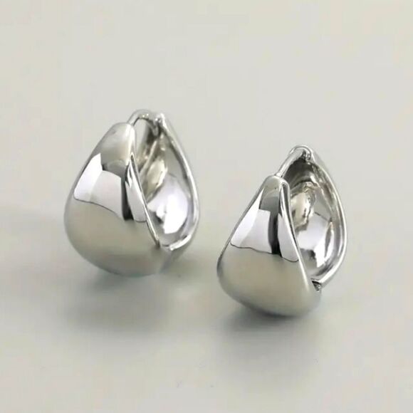 Gold or Silver Plated Needle Stud Earrings Wide Edge Drop style - Picture 4 of 12